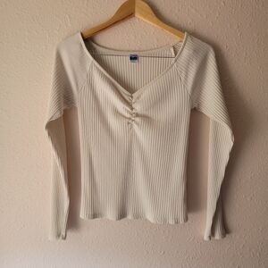 Cream Old Navy stretchy v-neck raglan sleeve ribbed knit long sleeve